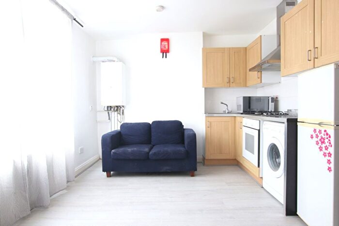 1 Bedroom Flat To Rent In Mersham Road, Thornton Heath, CR7