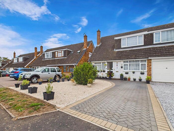 3 Bedroom Semi-Detached House For Sale In Norton Crescent, Towcester, NN12