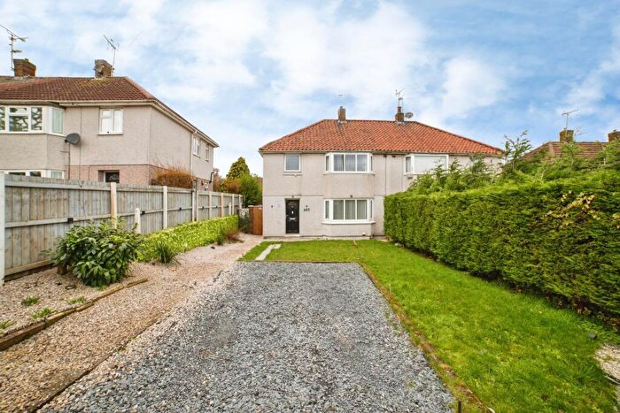 3 Bedroom Semi Detached House For Sale In Southwood Avenue, Sutton-in-Ashfield, Nottinghamshire, NG17