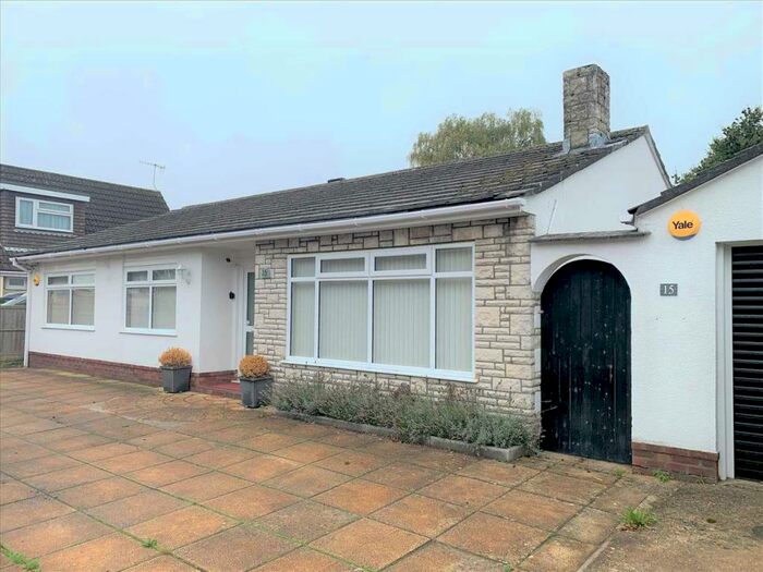 3 Bedroom Bungalow To Rent In Elm Tree Walk, West Parley, Ferndown, BH22