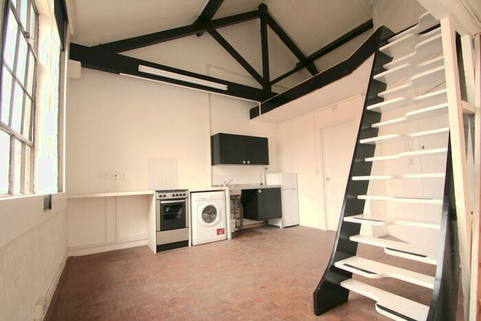 1 Bedroom Flat To Rent In Orsman Road, Shoreditch, N1