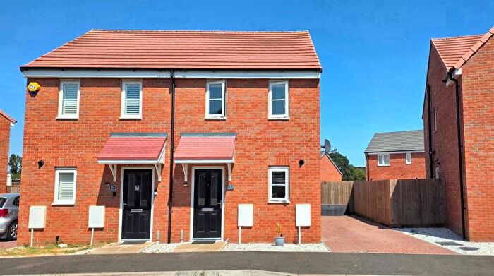 2 Bedroom Semi-Detached House For Sale In Bellamy Drive, Bradwell, NR31