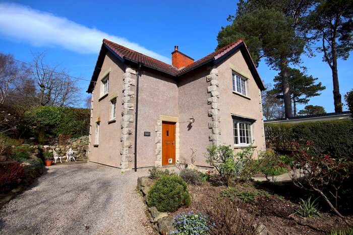 2 Bedroom Detached House For Sale In Llechwedd, Conwy, LL32