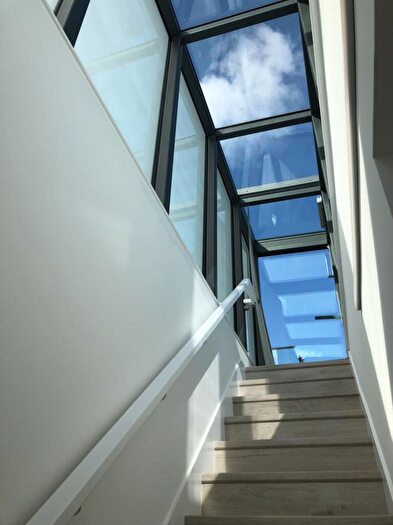 4 Bedroom Town House To Rent In Springpark Drive, Woodberry Down, London, N4