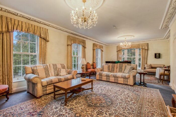 5 Bedroom Property To Rent In Eaton Terrace, London, SW1W