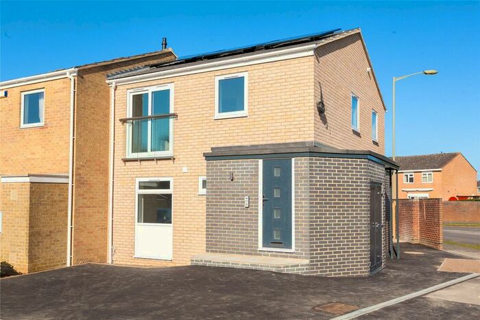 1 Bedroom Flat To Rent In Lane Close, Kidlington, OX5