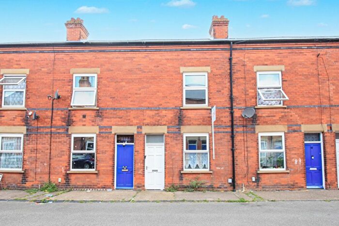 3 Bedroom Terraced House For Sale In Cross Street, Skegness, Lincolnshire, PE25