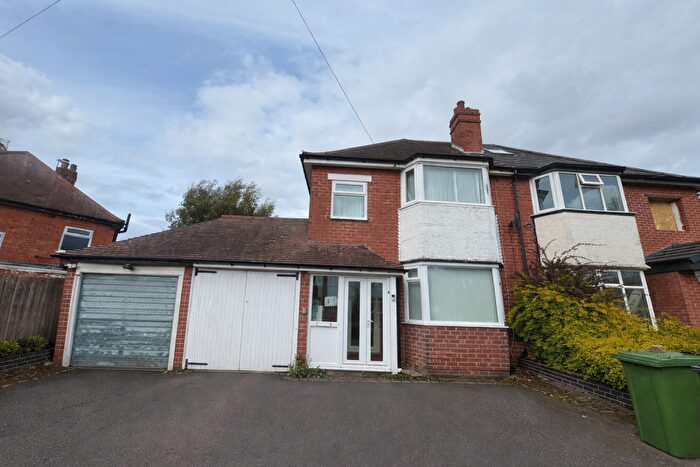 3 Bedroom House To Rent In Brookvale Road, B92