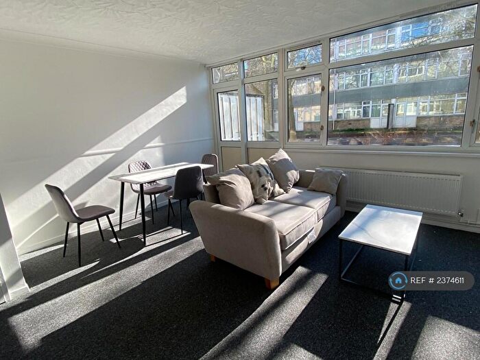 3 Bedroom Maisonette To Rent In Walpole Gardens, Norwich, NR2