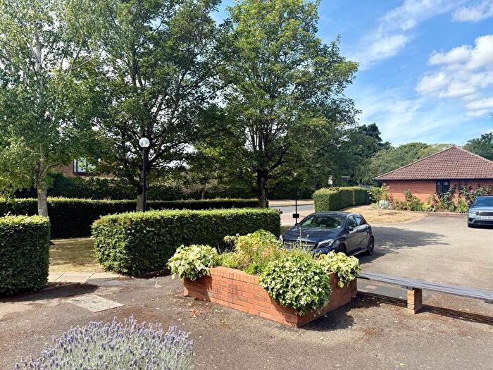 2 Bedroom Terraced Bungalow For Sale In Burrows Court, Hampton Park, Hereford, HR1