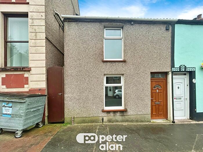 2 Bedroom Property To Rent In Regent Street East, Briton Ferry, Neath, SA11