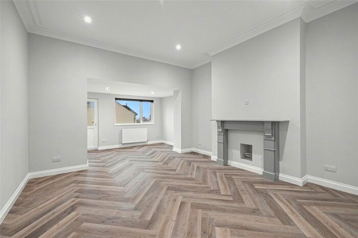 1 Bedroom Flat To Rent In Ford Park Road, Plymouth, Devon, PL4