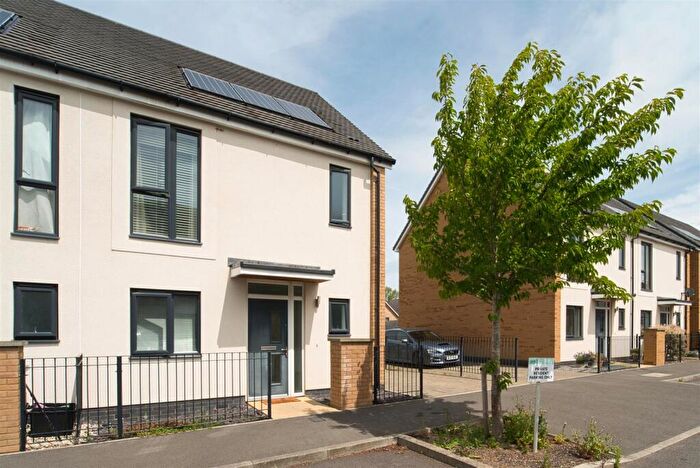 3 Bedroom Semi-Detached House For Sale In Mottershead Avenue, Locking - Driveway, BS24