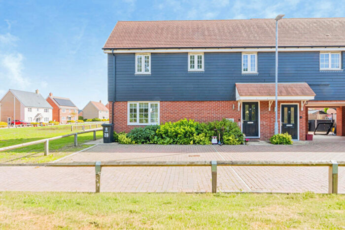 2 Bedroom End Of Terrace House For Sale In Dudley Road, Colchester, Essex, CO4