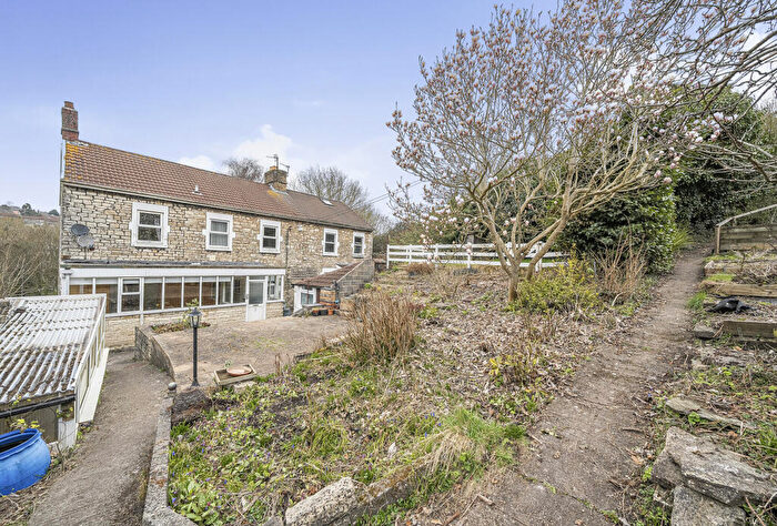 4 Bedroom Semi-Detached House For Sale In Frome Road, Radstock, Somerset, BA3