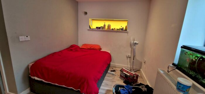 Studio To Rent In Marvell Lane Flat, PL4