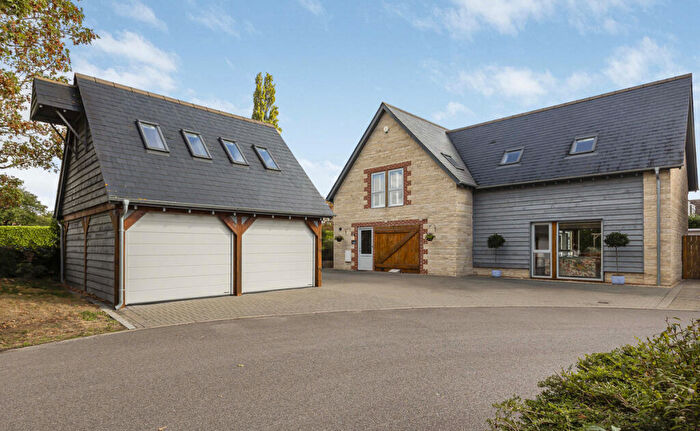 5 Bedroom Detached House For Sale In St James Way, West Hanney, OX12
