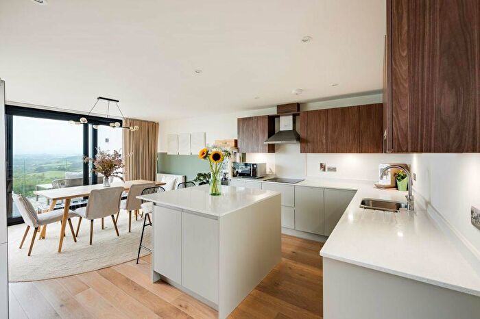 4 Bedroom Detached House For Sale In Kittiwake House, Gloucester Road, Bristol, BS32