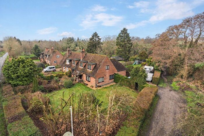 4 Bedroom Semi Detached House For Sale In Back Lane, Southwick, PO17