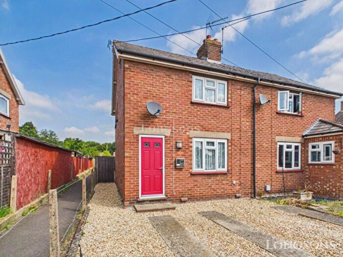 3 Bedroom Semi-Detached House For Sale In Spinners Lane, Swaffham, PE37
