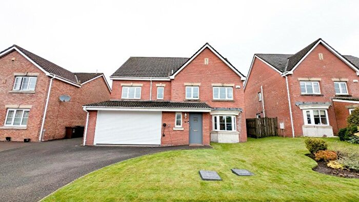 7 Bedroom Detached House For Sale In Hopepark Drive, Smithstone, G68