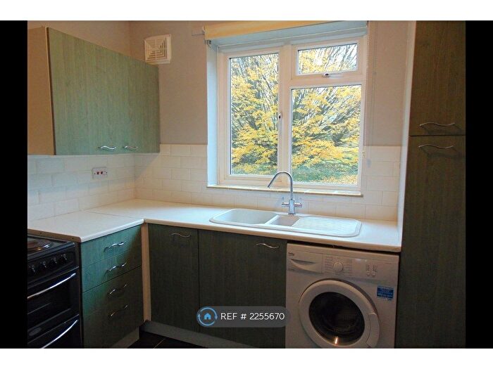 1 Bedroom Flat To Rent In Millway Close, Oxford, OX2