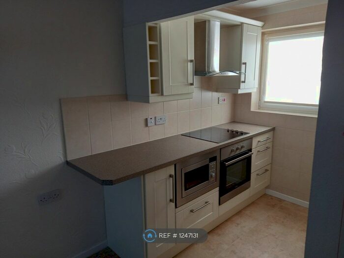 1 Bedroom Flat To Rent In Mill House Lodge, Southport PR8