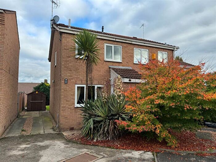 2 Bedroom Semi-Detached House For Sale In Gateford Glade, Worksop, S81