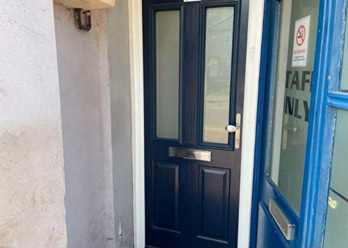 2 Bedroom Maisonette To Rent In Godstone Road, Whyteleafe, CR3