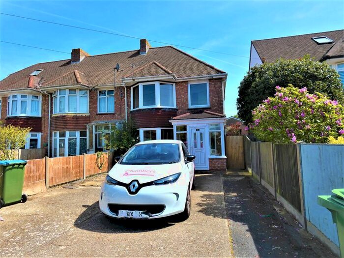 3 Bedroom Terraced House To Rent In St Marys Road, Stubbington, Fareham, PO14