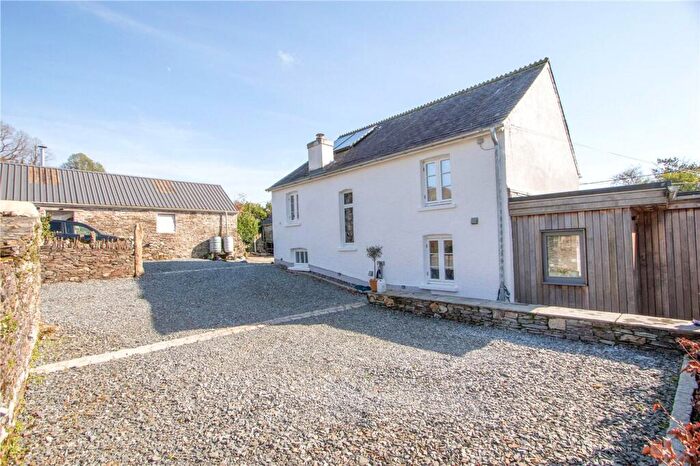 3 Bedroom Detached House For Sale In Church Hill, Whitchurch, PL19