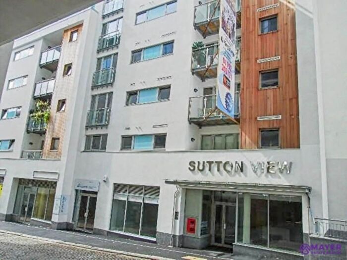 2 Bedroom Flat To Rent In Sutton View, Moon Street, Plymouth, PL4