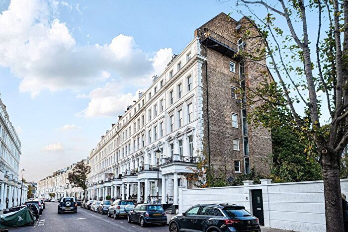 2 Bedroom Flat To Rent In Lexham Gardens, Kensington, London, W8