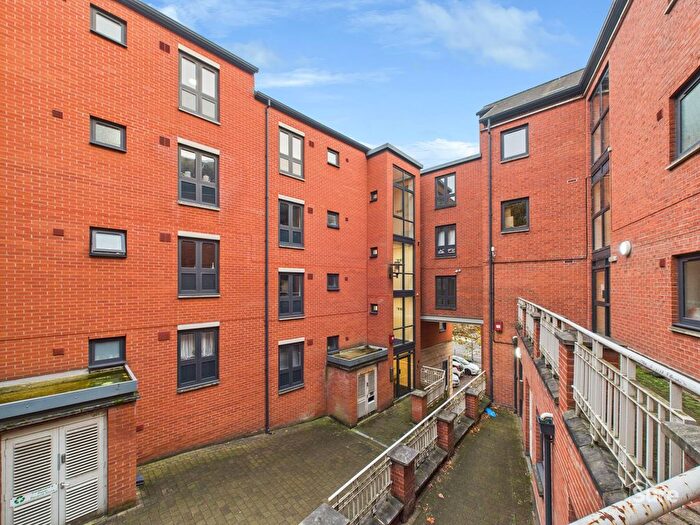 1 Bedroom Flat To Rent In Chardlace Walk, Nottingham, NG1