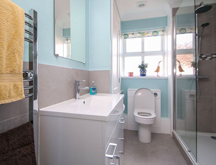 2 Bedroom Semi-Detached House For Sale In William Judge Close, Tenterden, TN30