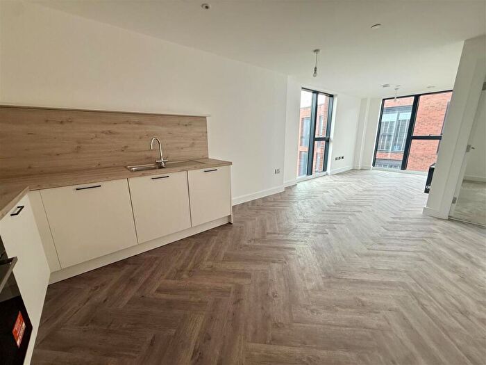 2 Bedroom Apartment To Rent In Lombe House, Liversage Street, Derby, DE1