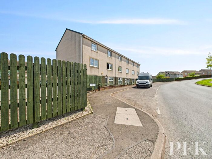 2 Bedroom Apartment For Sale In Chestnut Close, Penrith, CA11