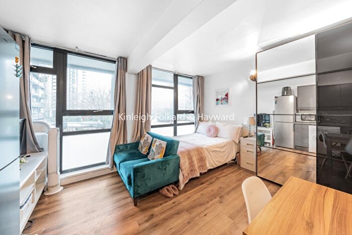 Studio To Rent In Elephant Amp; Castle, Elephant Amp; Castle, London, SE1