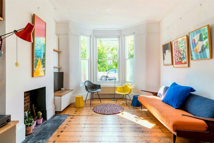 4 Bedroom Terraced House To Rent In Dynevor Road, Stoke Newington, Hackney, N16