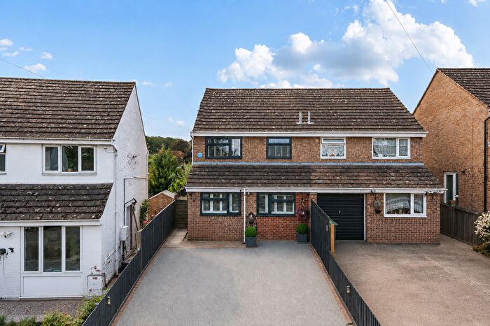 3 Bedroom Semi-Detached House For Sale In St. Peters Close, Moreton-On-Lugg, Hereford, Herefordshire, HR4