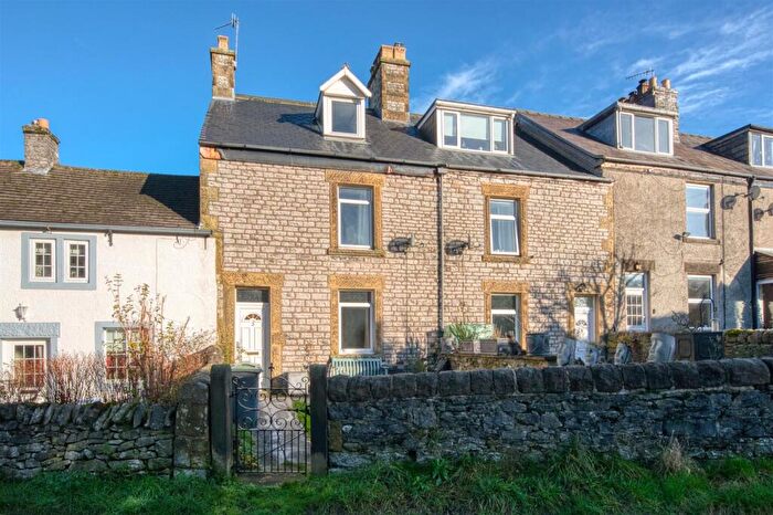 3 Bedroom Terraced House For Sale In New Church Street, Bradwell, Hope Valley, S33