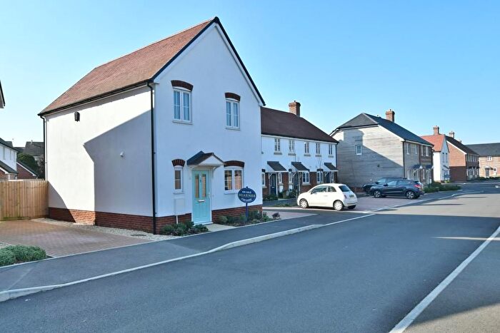 3 Bedroom Detached House For Sale In Violet Farm Development, Corfe Mullen, BH21