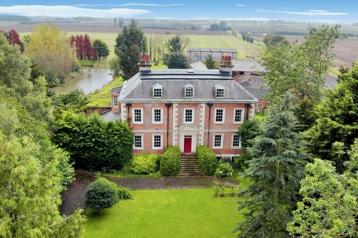 4 Bedroom Detached House For Sale In Whitgift, Goole, East Riding Of Yorkshire, DN14