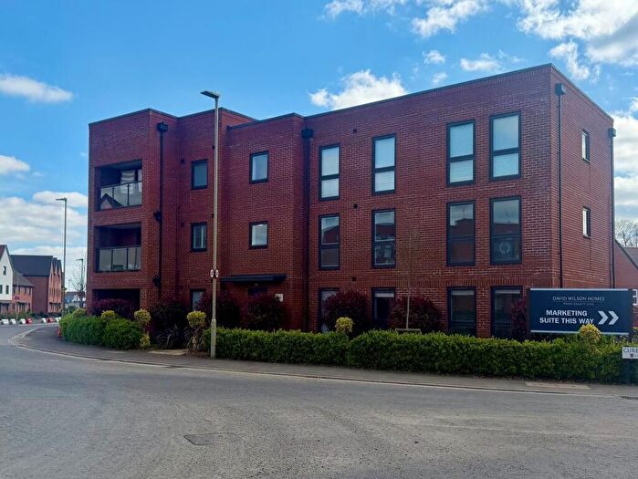 2 Bedroom Flat For Sale In Whitewater House, Oakhanger Close, Curbridge, Southampton, SO30