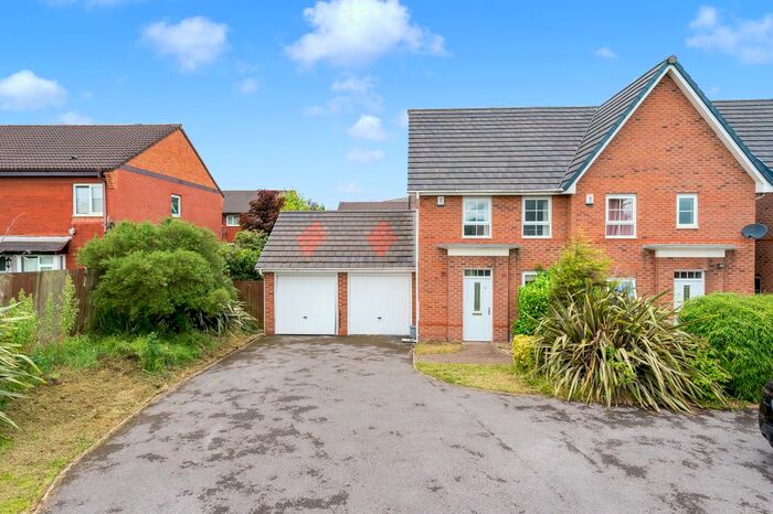 3 Bedroom Semi-Detached House To Rent In Leighton Drive, St Helens, WA9