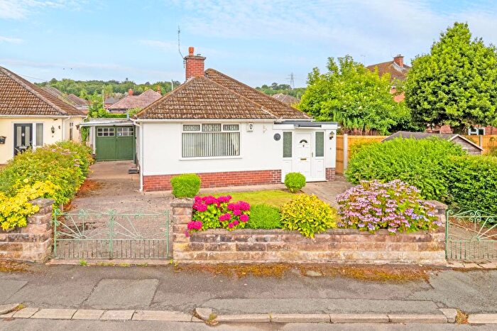 3 Bedroom Detached Bungalow For Sale In Bryn Drive, Hawarden, CH5
