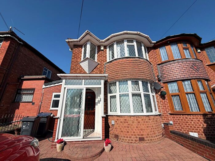 3 Bedroom House To Rent In Larne Road, Birmingham, B26