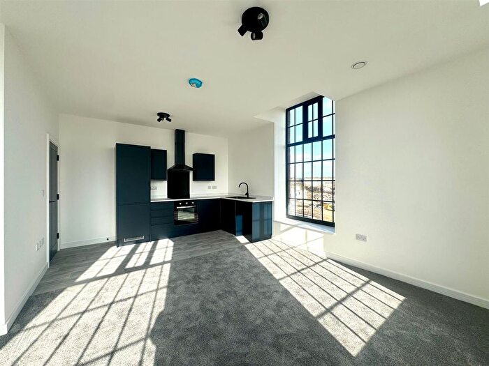 2 Bedroom Flat To Rent In Osmaston Road, Derby, DE23