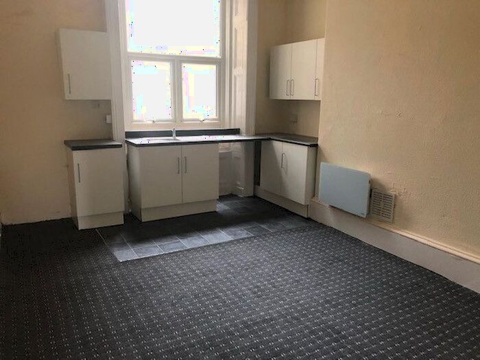 1 Bedroom Flat To Rent In Marlborough Road Flat, Bradford, BD8