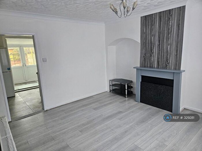 4 Bedroom Terraced House To Rent In Amesbury Road, Dagenham, RM9
